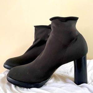 Walter Steiger Stretch Platform. Rounded 3” Heel Ankle Boots